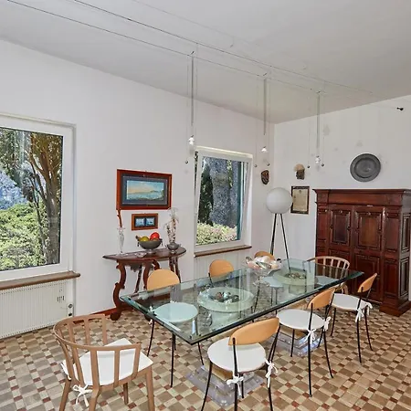 Hotel In Via Tragara 4*